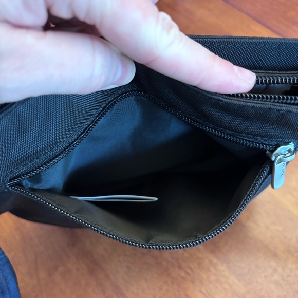 Travelon Anti-Theft Classic Mini Shoulder Bag - Picture 10 of 16